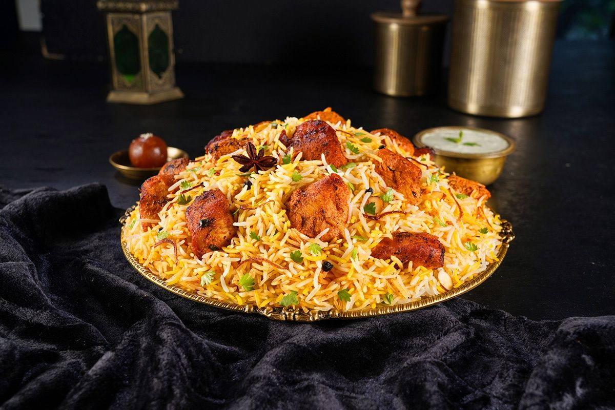 Do Gosht ki Dum Biryani (Mutton & Chicken Dum)
